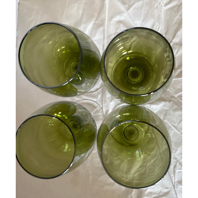 Mid-Century Modern Late 20th Century Mid-Century Modern Style Lustrous Olive Green & Clear Glass Stemmed Wine Goblets - Set of 4 For Sale - Image 3 of 7