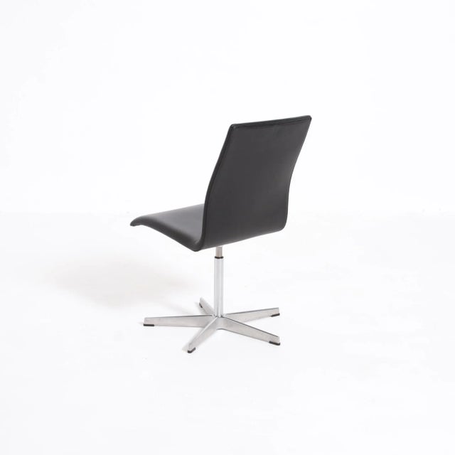 Oxford Chair by Arne Jacobsen for Fritz Hansen For Sale - Image 9 of 18