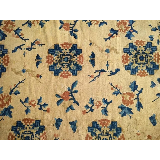 Late 19th Century Chinese Ningxia Carpet ( 10'4" x 15'6" - 315 x 473 ) For Sale - Image 4 of 4