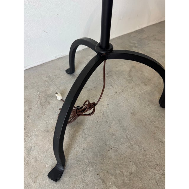 1980s 1980s Vintage Metal Tripod Floor Lamps With Double Socket & Brass Pull Chains – A Pair/ Sold For Sale - Image 5 of 12