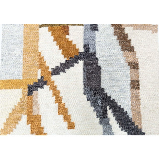 Vintage Scandinavian Abstract Gray Flatweave Runner By Ingegerd Silow For Sale In New York - Image 6 of 9