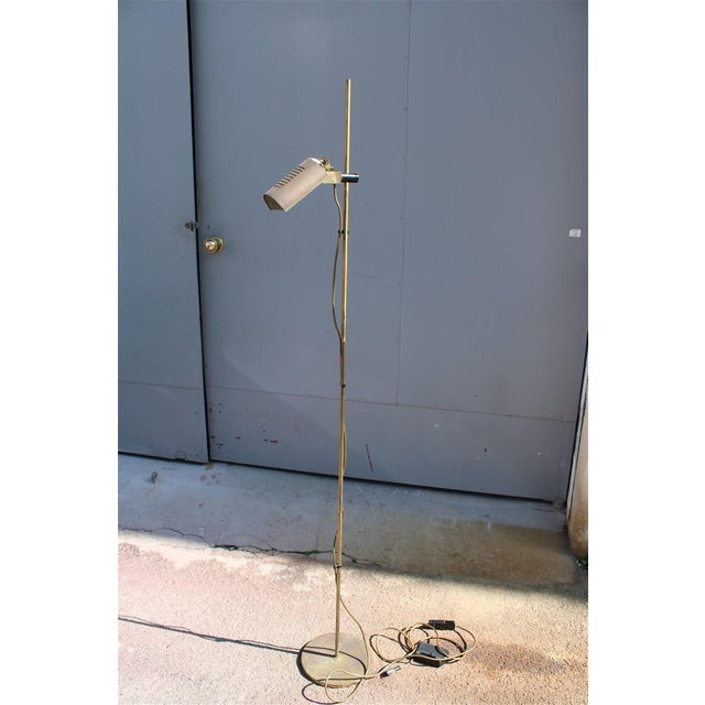 Minimalist Floor Lamp in Brass, Italy, 1970s For Sale - Image 11 of 12