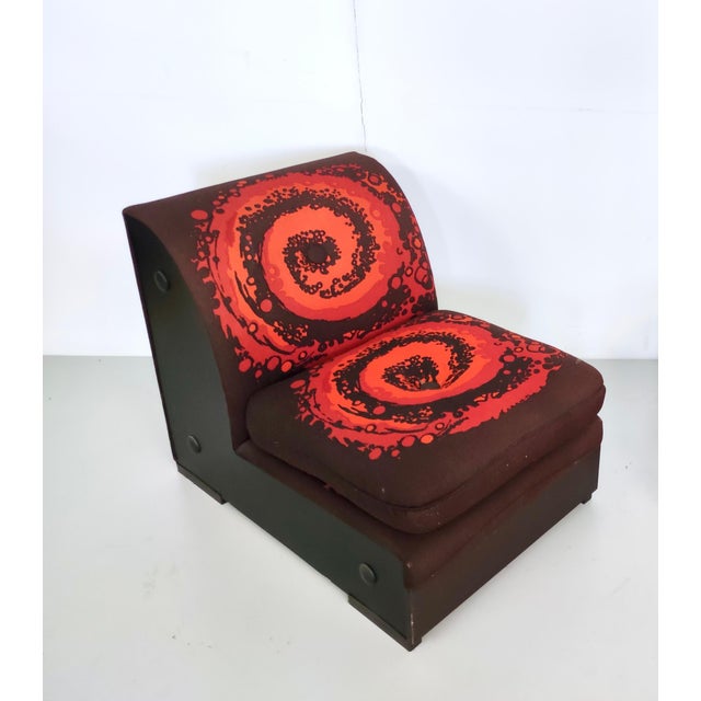 1970s Italian Brown Lounge Chairs with Orange Red Spiral Motifs, 1970s, Set of 4 For Sale - Image 5 of 15