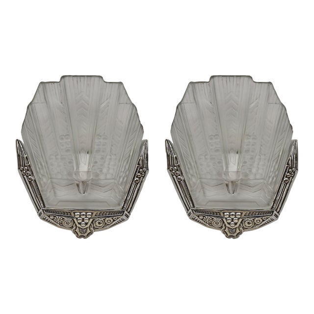 French Art Deco Wall Sconces by Les Etablissements Jean Gauthier Ejg 1930 France - A Pair For Sale