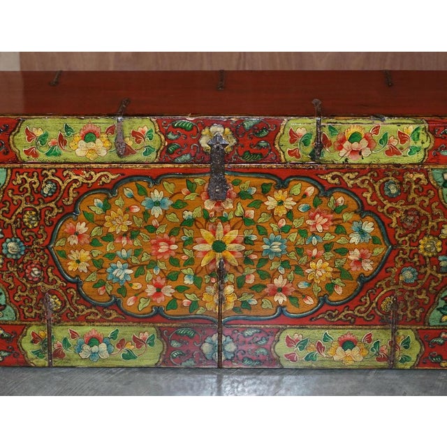 Chinese Hand Painted Linen Trunk For Sale - Image 5 of 18