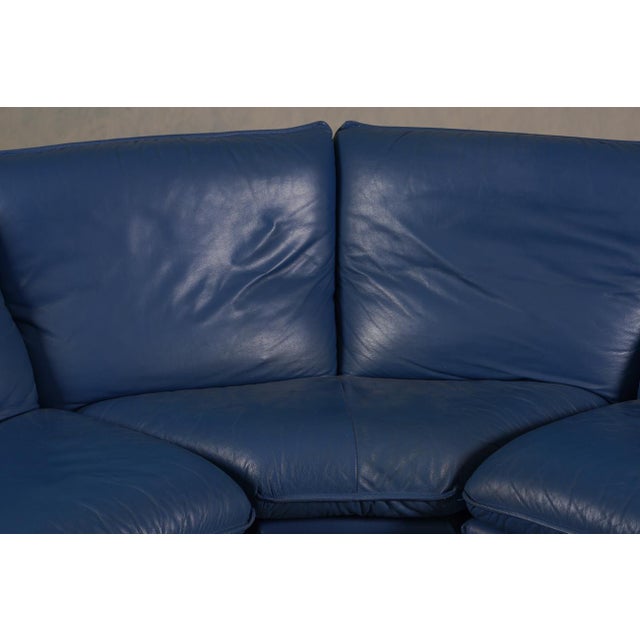 Mid-Century Modern Post-Modern Leather Sofa by Nicoletti Salotti, Italy, 1980s For Sale - Image 3 of 10