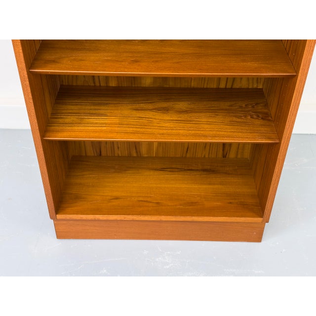 Vintage Teak Bookshelf by Carlo Jensen for Hundevad & Co., 1960s For Sale - Image 10 of 16