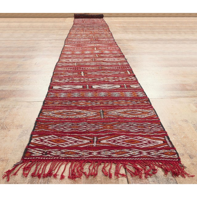 Vintage Zemmour Moroccan Kilim Rug, 02'08 X 27'00 For Sale - Image 9 of 10