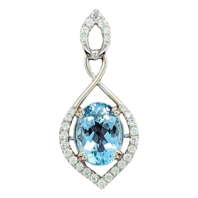 3Ct Aquamarine Pendant With Natural Diamonds in Solid 14k Gold, 11x9mm For Sale