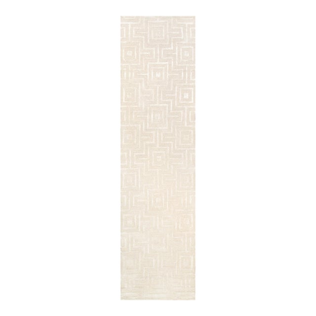 Pasargad Home Edgy Ivory Area Rug, 2' 7'' X 10' 0'' For Sale