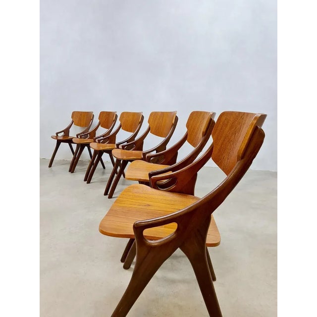 1960s Vintage Danish Dining Chairs by Hovmand Olsen for Mogens Kold, 1960s, Set of 6 For Sale - Image 5 of 9