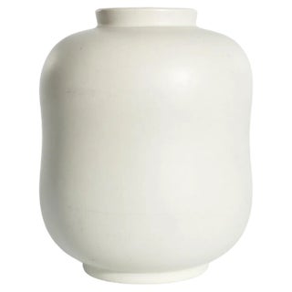 Scandinavian Modern Carrara Vase by Wilhelm Kåge for Gustavsberg, 1940s For Sale