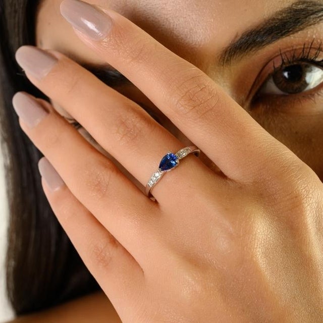 14k Gold Pear Cut Natural Blue Sapphire and Diamond East West Ring Size 7 For Sale In New York - Image 6 of 14