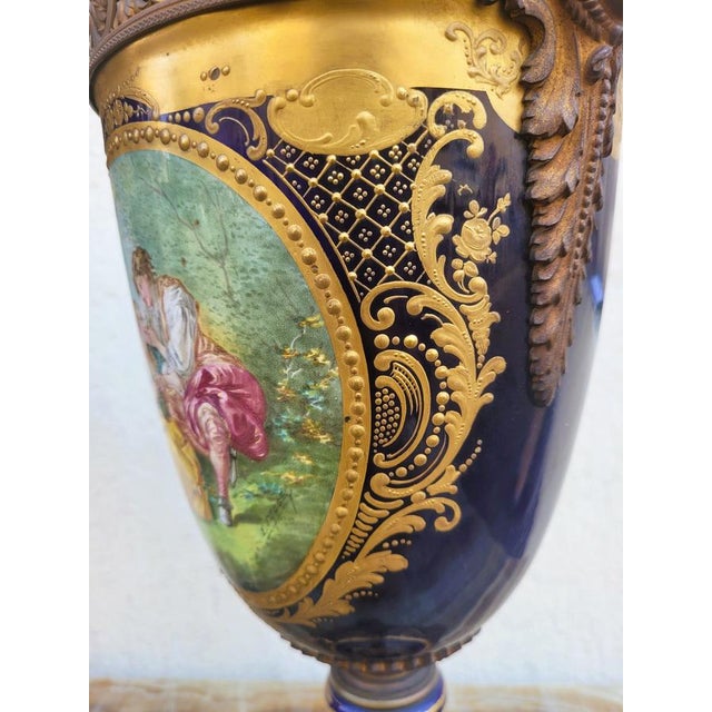 Covered Porcelain Vases in the style of Sèvres, Set of 2 For Sale - Image 4 of 18