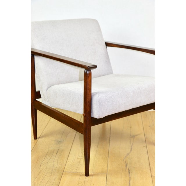 Vintage Loft Armchair in Light Grey, 1970s For Sale - Image 10 of 11