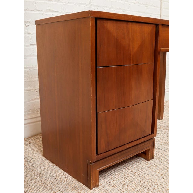 Burnt Umber Vintage 4 Drawer Mid Century Desk For Sale - Image 8 of 11
