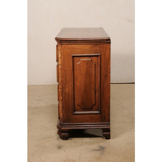18th Century Italian Walnut Wood Cassettiera For Sale - Image 4 of 12