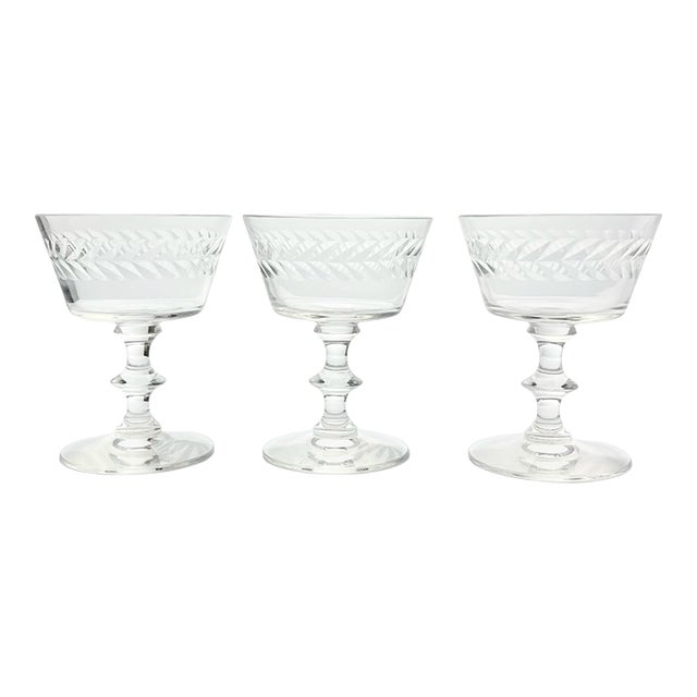 1940s Vintage Set of 3 Coupe Champagne Glasses 4 5/8” 6oz For Sale