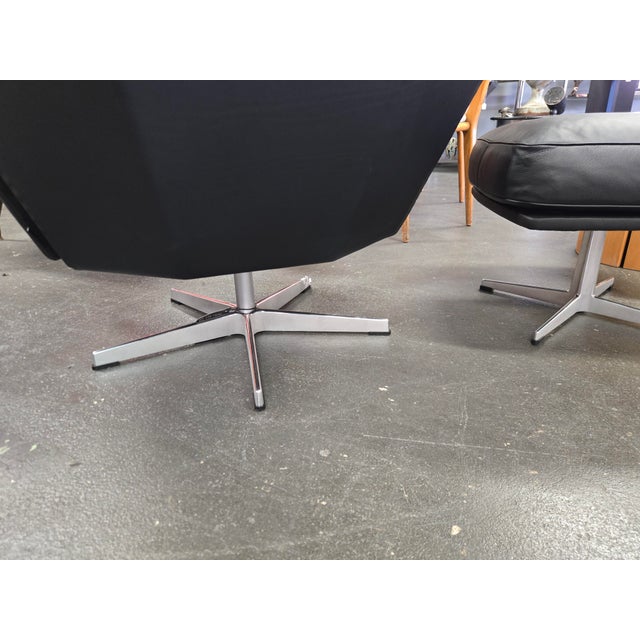 Oksen Fritz Hansen Lounge Chair W/ Ottoman For Sale - Image 9 of 10