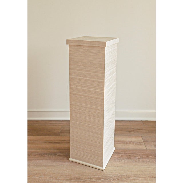 The Naomi Pedestal carries a certain glamour to it. Confident, refined, and impossible to overlook. Built on a wood frame...