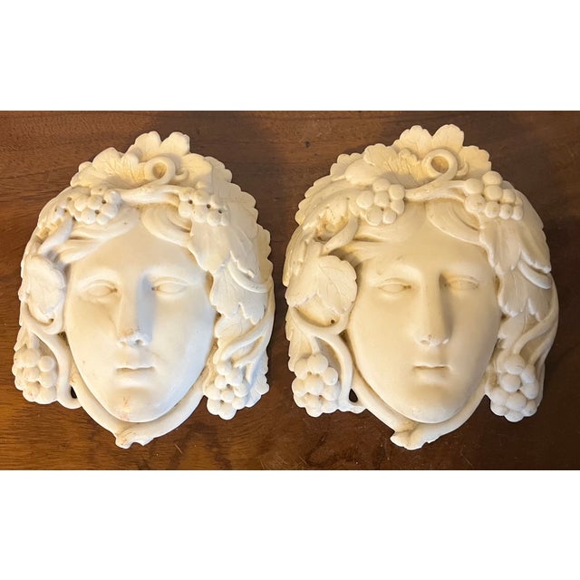Antique English Regency Architectural Elements - Carved White Statuary Marble Masks or Wall Plaques - Classical Youths With Grapevine Hair - A Pair For Sale - Image 13 of 14