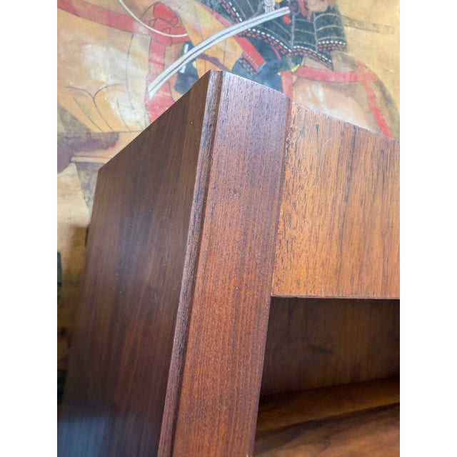 Glenn of California American Walnut Bookshelf + Cabinet, Mid 20th Century For Sale - Image 10 of 12