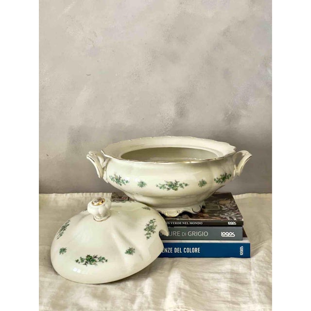 Porcelain Theresia Tureen with Gilt Details from Seltmann Weiden, Germany, 1950s For Sale - Image 4 of 16