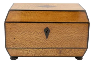 Early 19th Century Solid Lacewood Box With Campaign Handles