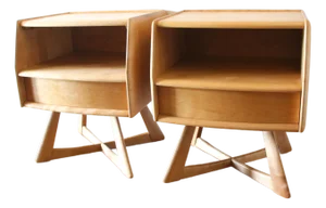 Mid Century Modern Pair of Heywood Wakefield Sculptura Side End Table Nightstands