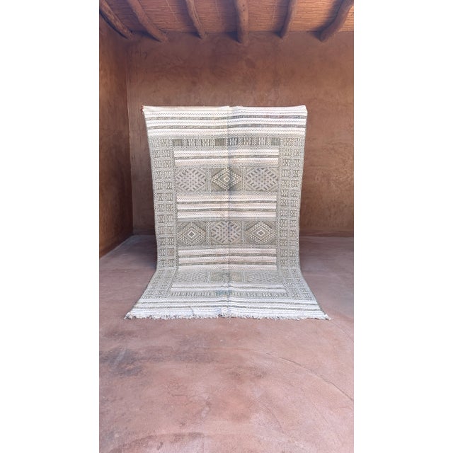 Mid-Century Modern Mid-Century Modern Moroccan Kilim Rug - 9.7 X 5.7 Ft For Sale - Image 3 of 9