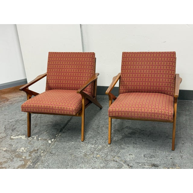 Mid-Century Modern Crate & Barrel Cavett Armchairs, Pair For Sale - Image 3 of 12