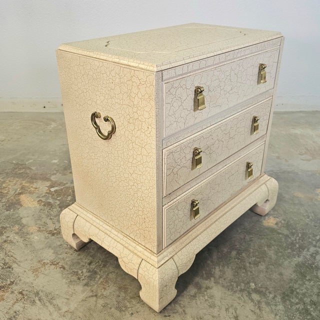 Lane Furniture Lane Ming Style Cream Crackle Enamel Three-Drawer Nightstand, 1990 24.75" For Sale - Image 4 of 11