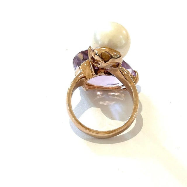 Purple Bochic “Orient” Purple Amethyst and White Pearl Ring Set In 18K Gold and Silver, Size 7 For Sale - Image 8 of 9