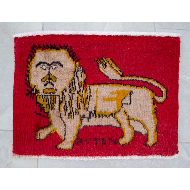 1980s Hand-Knotted Small Turkish Rug, Lion Motif Wellcome Mat Entry Decor - 22" X 16" For Sale - Image 6 of 10