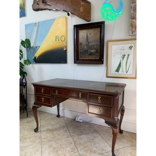 Traditional Vintage Georgian Style Mahogany Leather Top Writing Desk For Sale - Image 3 of 11