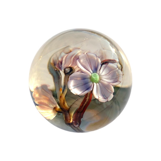 Glass Orient & Flume Dogwood Blossom Flower California Art Glass Paperweight For Sale - Image 7 of 15