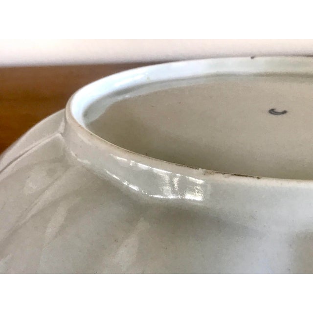 18th Century First Period Dr. Wall Worcester Porcelain Lined Dish For Sale - Image 10 of 13