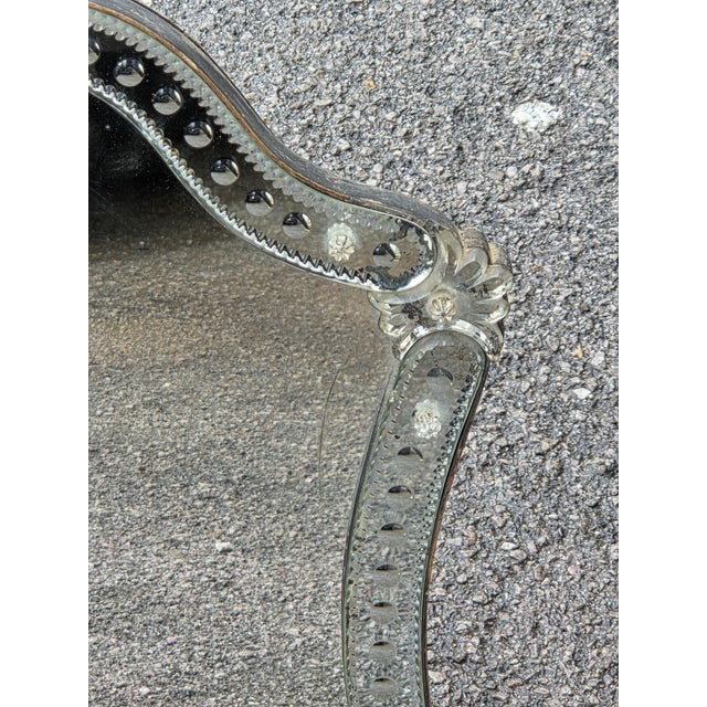 Art Nouveau Etched and Scalloped Table Mirror, Venice, 1910s For Sale - Image 7 of 9