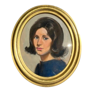 Vintage Circa 1960 Oval Gilt Framed Oil Pastel Portrait Drawing / Painting of a Lovely Brunette Girl / Lady / Woman