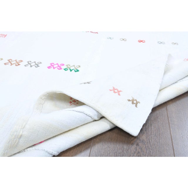 Vintage Turkish Oushak Handmade Wool Cotton White Kilim Area Rug For Sale - Image 10 of 11