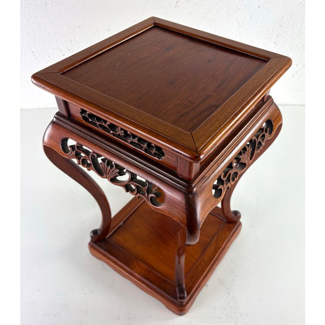 Chinese Hand Carved Chinese Export, Mahogany Pedestal Table For Sale - Image 3 of 9