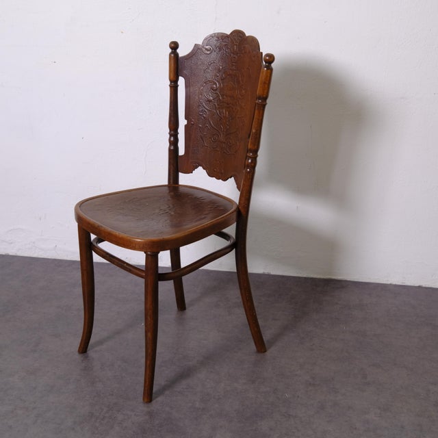 This is an antique bentwood chair made by the famous Viennese firm Jacob & Josef Kohn around the late 19th or early 20th...