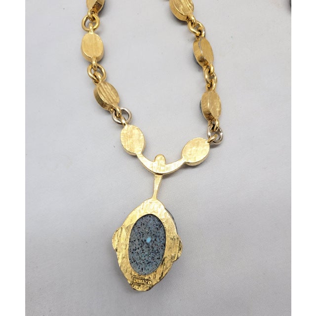 Vintage 1960s Signed Jomaz Goldtone Grey & White Cabochon Necklace For Sale - Image 9 of 12