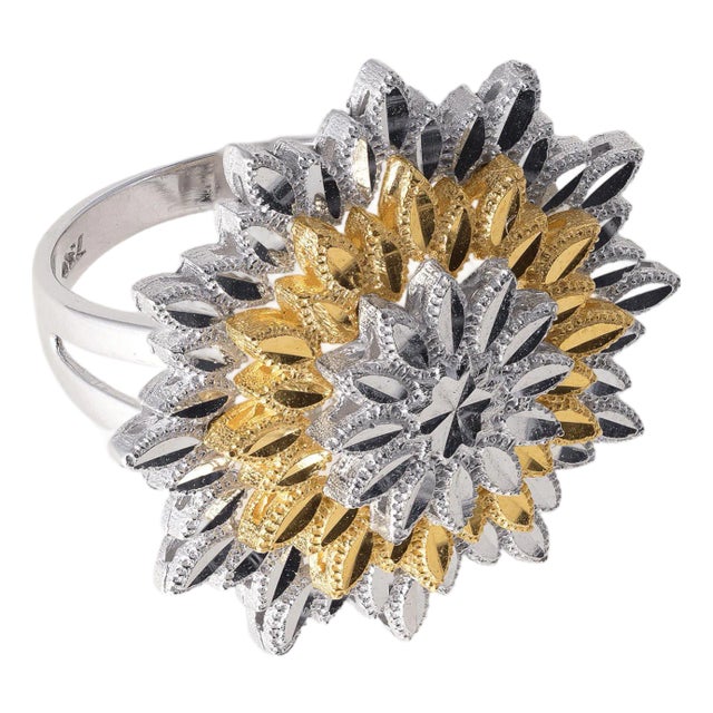 1980s 18k 2 Tone Gold Diamond Cut Sunflower Ring, Size 7.5 For Sale