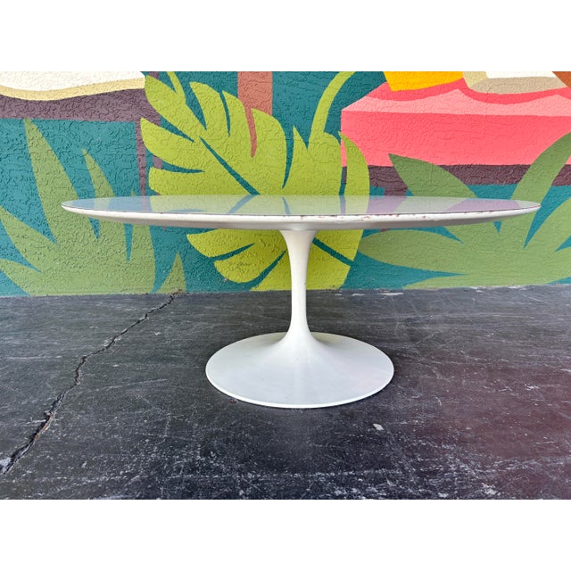 Mid Century Eero Saarinen for Knoll Tulip Coffee Table For Sale In Tampa - Image 6 of 9