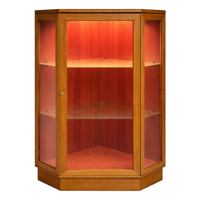 Vintage Illuminated Teak Corner Display Cabinet from Nathan For Sale