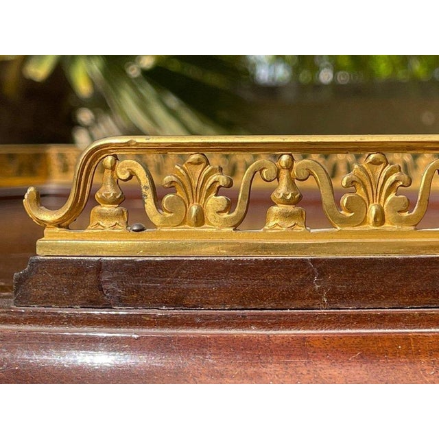 Louis XV Vitrine with Bronze For Sale - Image 5 of 13