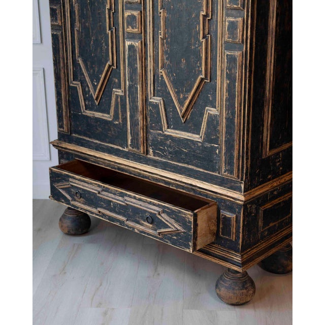 Baroque 18th Century Baroque Two-Part Cabinet with Black Finish and Blue Interior For Sale - Image 3 of 17