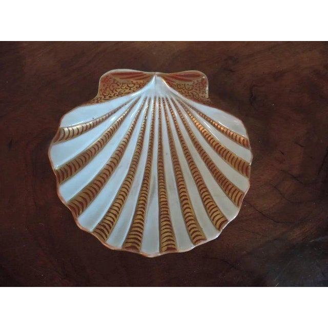 18th Century Chinese Export Famille Rose Porcelain Scallop Shell Shape Bowl For Sale In New York - Image 6 of 11