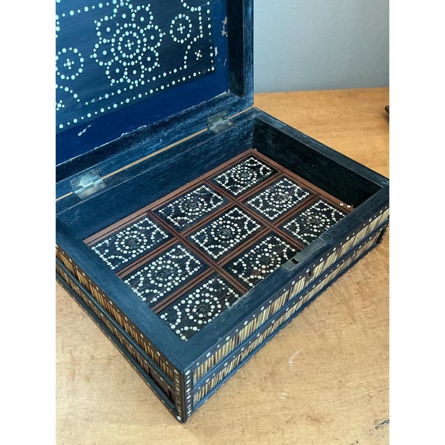 Vintage Quill and Inlay Box For Sale In West Palm - Image 6 of 15